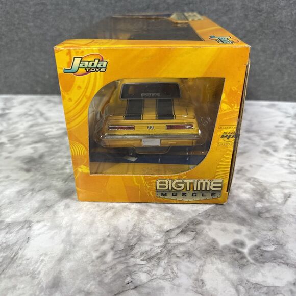 1/24 Jada Dub City Big Time Muscle 1969 Chevy Camaro Diecast Metal Yellow Black - Picture 4 of 7